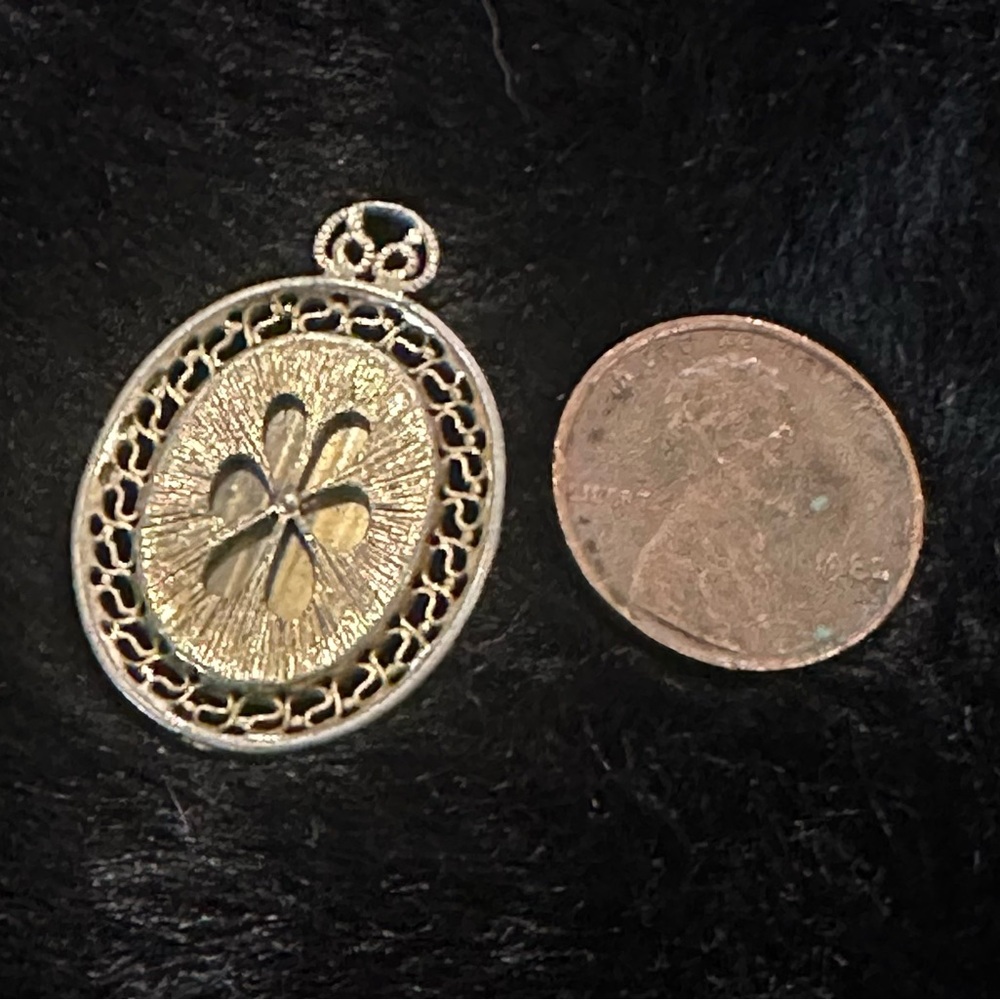 1970s Faux Tigers EYE necklace Pendant